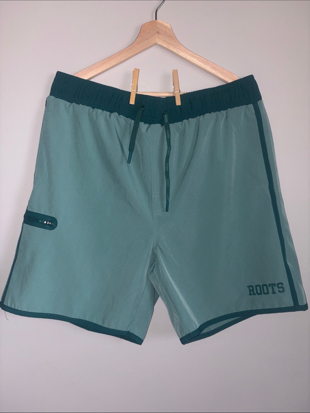 ROOTS men’s swim trunks